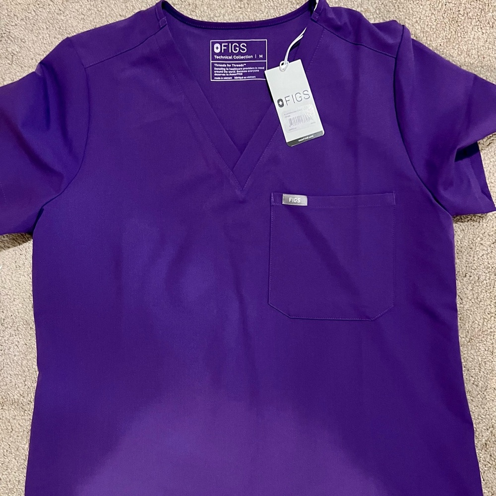 Purple figs size medium joggers size medium shirt brand new